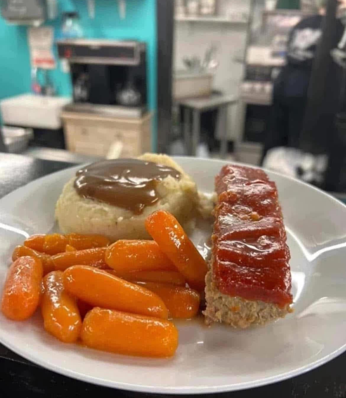 Meatloaf dinner with vegetables